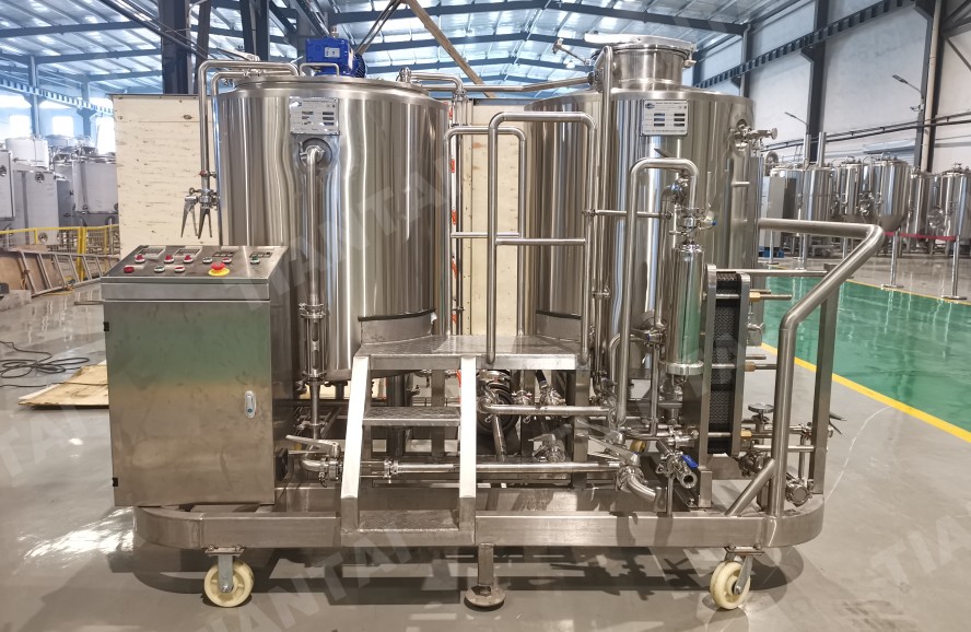 300L Portable beer brewhouse and fermenters 